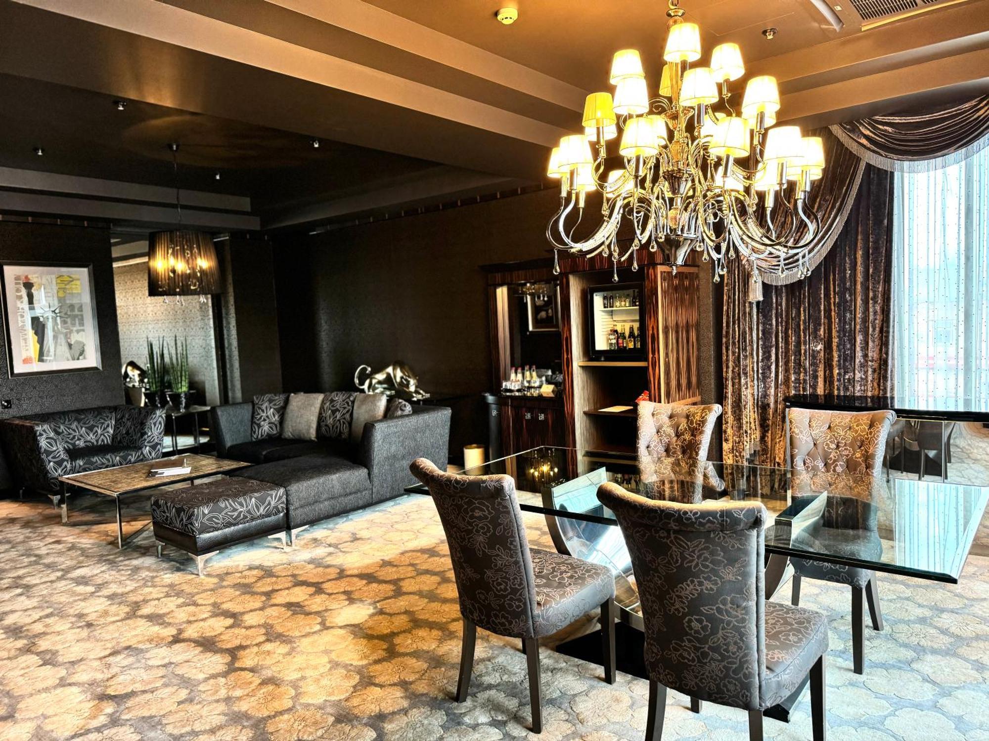 Royal Spa & Hotel Resort Riga Bagian luar foto