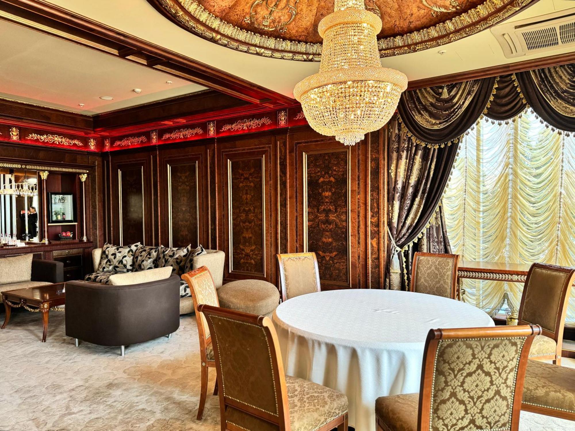 Royal Spa & Hotel Resort Riga Bagian luar foto